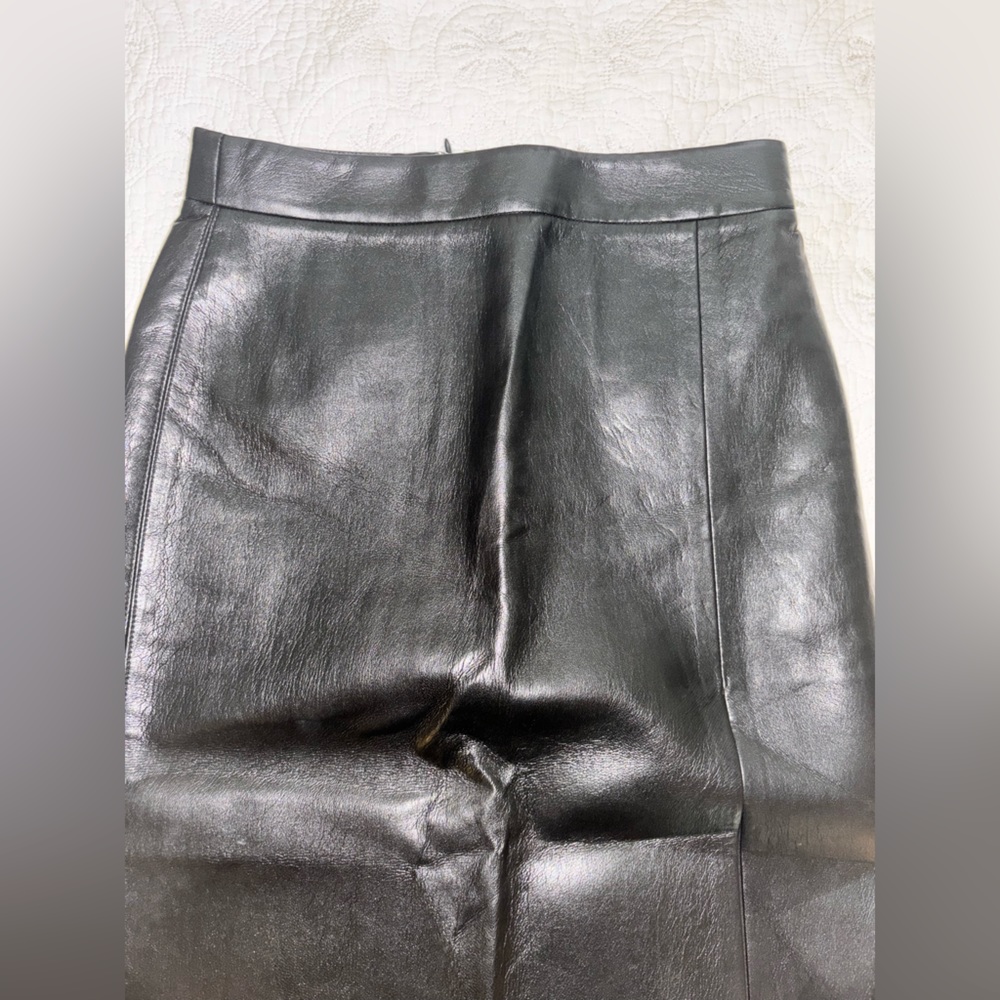 Aritzia Wilfred Leather Black Midi Skirt